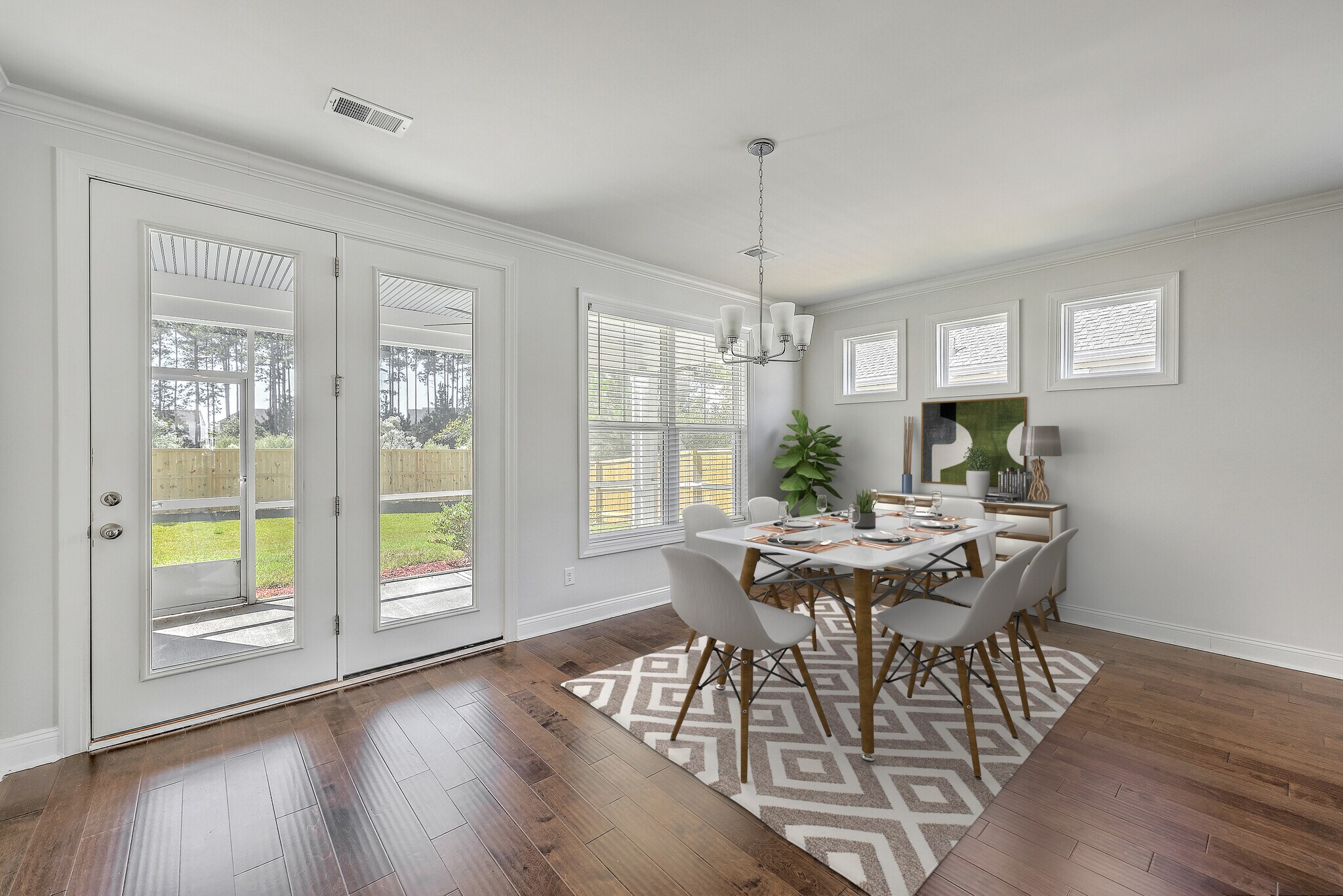 Building Photo - 316 Long Pier St