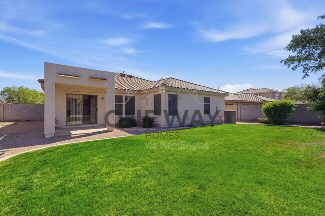 Building Photo - 11352 E Renata Ave