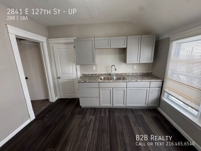 Building Photo - 2841 E 127th St