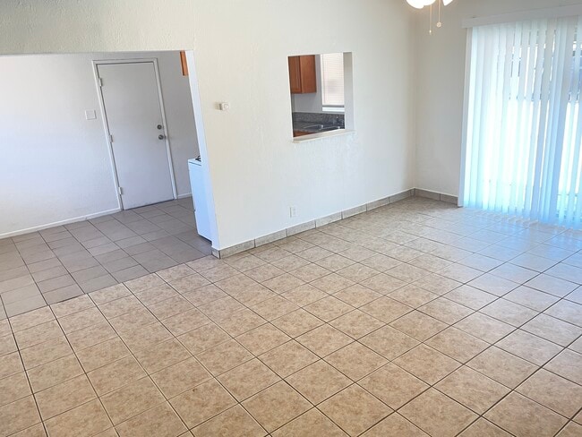 Building Photo - 26953 Cypress St