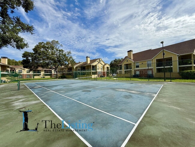 Building Photo - 8724 Mallard Reserve Dr