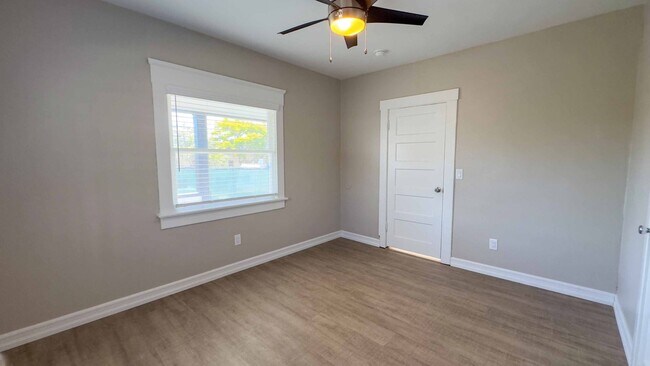 Building Photo - DL Georgia