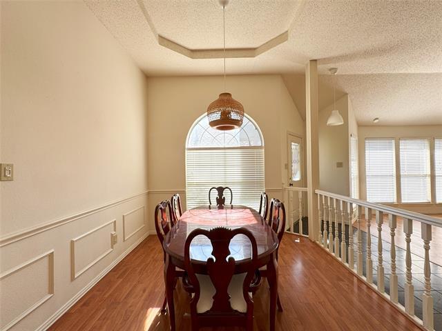 Building Photo - 4624 Booth Dr