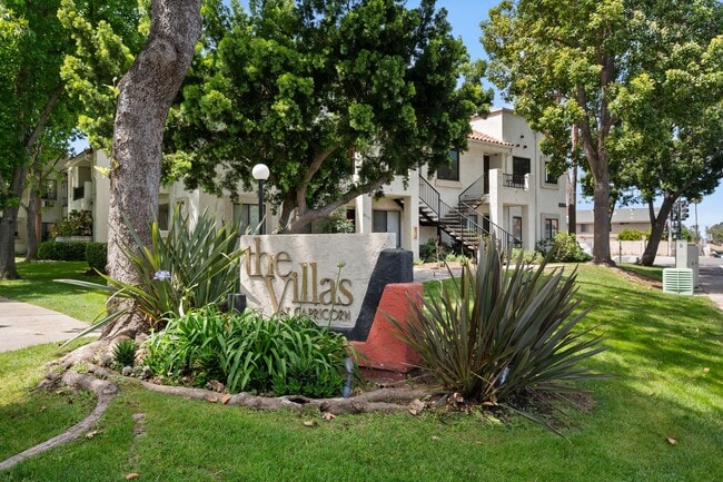 Building Photo - Bright & Spacious Mira Mesa Condo with Dual Primary Suites