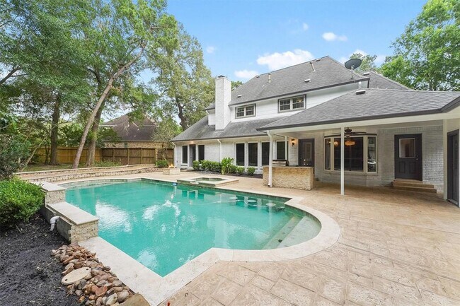 Building Photo - 2515 Pine Bend Dr