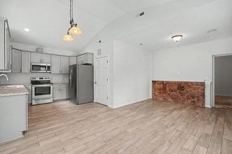 Building Photo - 786 Ideal Dr SE