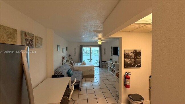 Building Photo - 7904 West Dr