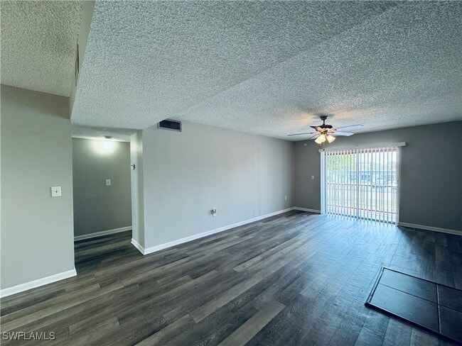 Primary Photo - 12622 Kenwood Ln