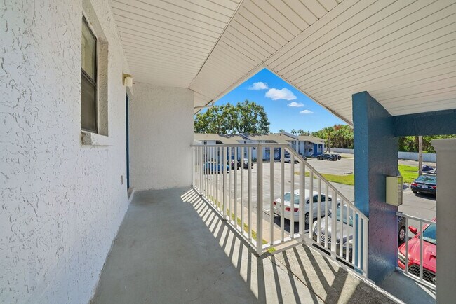 Building Photo - 8307 Royal Sand Cir