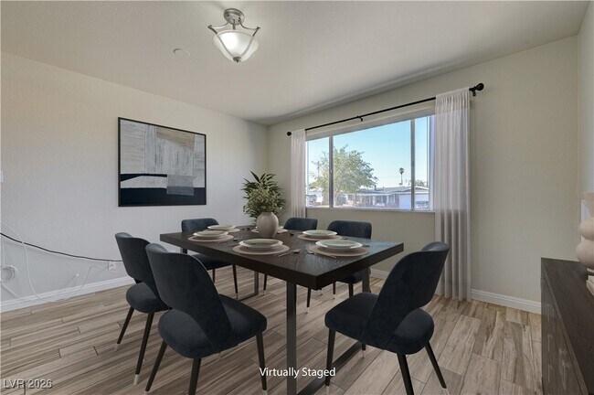 Building Photo - 5301 Westleigh Ave