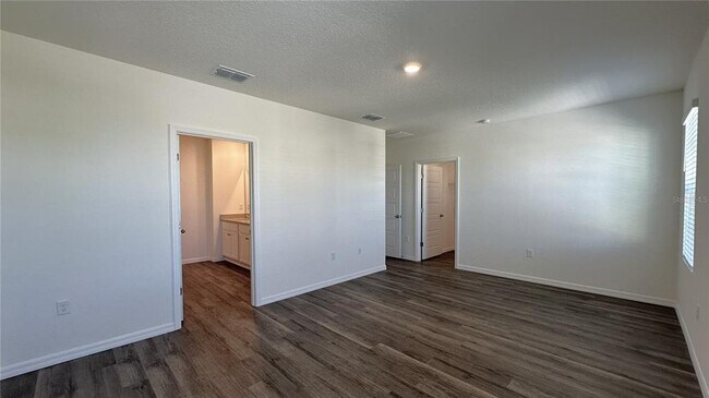 Building Photo - 2505 Ribbon Fall Ave