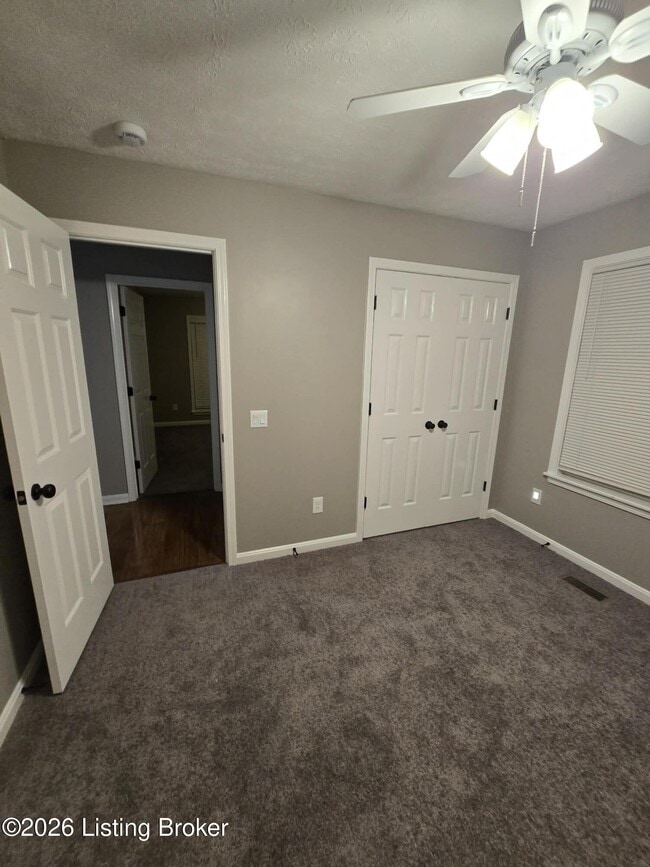 Building Photo - 6408 Mossy Oaks Dr