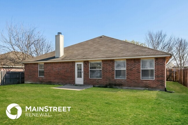 Building Photo - 532 Denise St