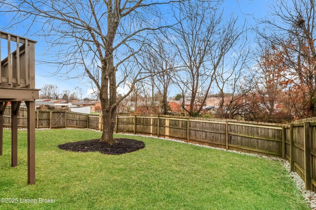 Building Photo - 10103 Lancewood Rd