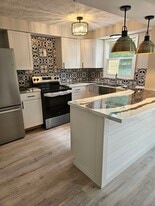 Building Photo - 453 Cobblestone Ave NE