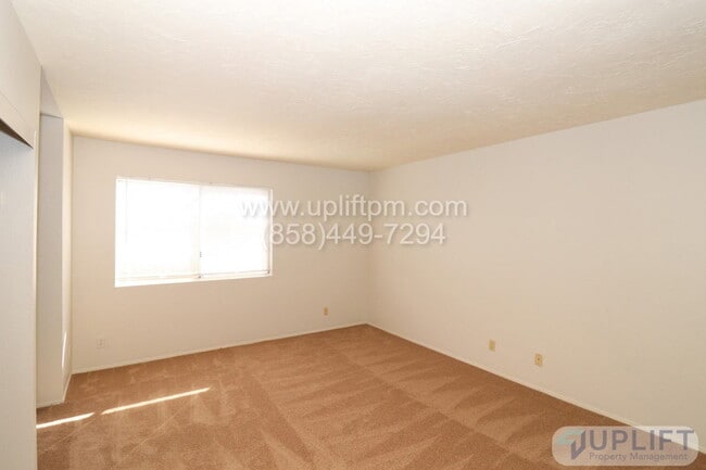 Building Photo - 515 La Haina Pl
