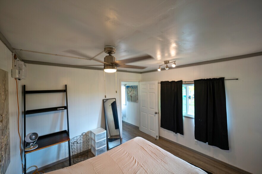 Building Photo - 85-890 Waianae Valley Rd