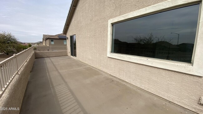 Building Photo - 10397 W Foothill Dr