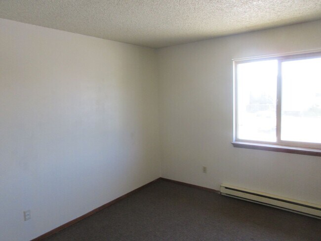 Building Photo - 1433 Eagles Nest Cir