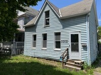 Building Photo - 5915 Cable Ave