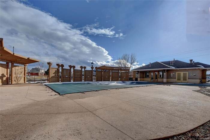 Building Photo - 837 E 98th Ave