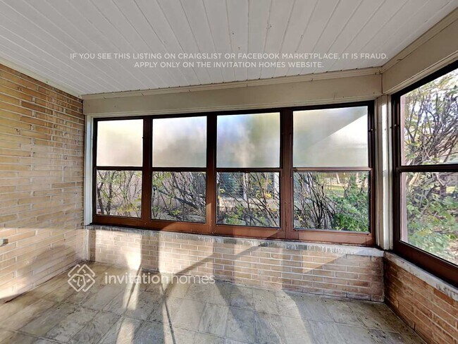 Building Photo - 221 N Dryden Pl