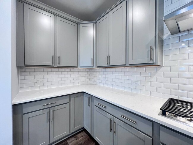 Building Photo - 360 Canyon Gap Wy