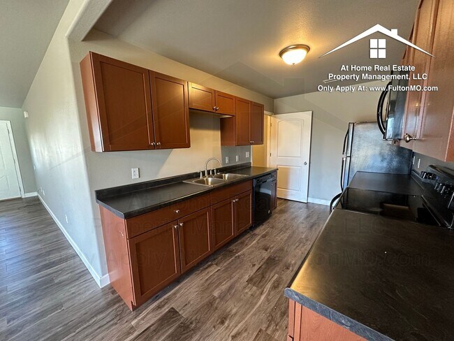 Building Photo - 508 Commons Drive Fulton, MO 65251