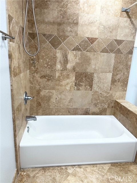 Building Photo - 528 E 238th Pl