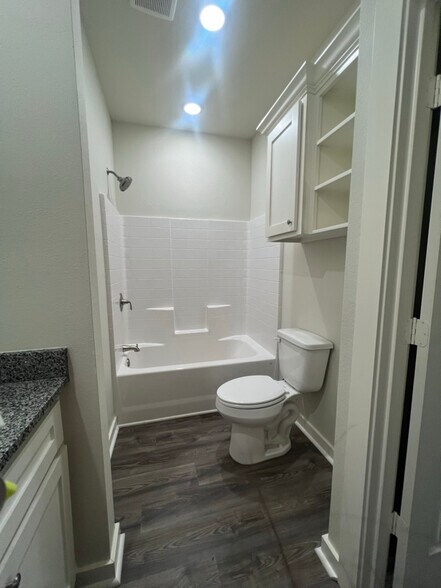 Building Photo - 2602 Seaton St.