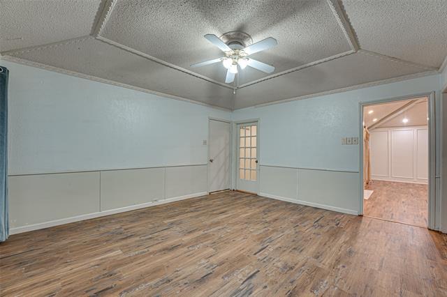 Building Photo - 917 Meadowgate Dr