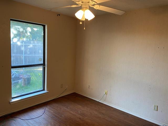 Building Photo - 8208 Willow Glen Ct