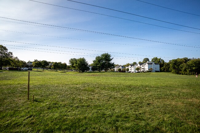 Building Photo - 8358 Montgomery Run Rd