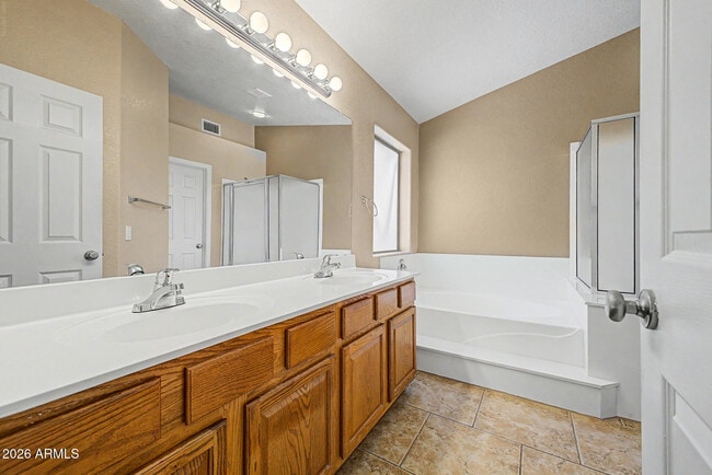 Building Photo - 12899 S 175th Ave
