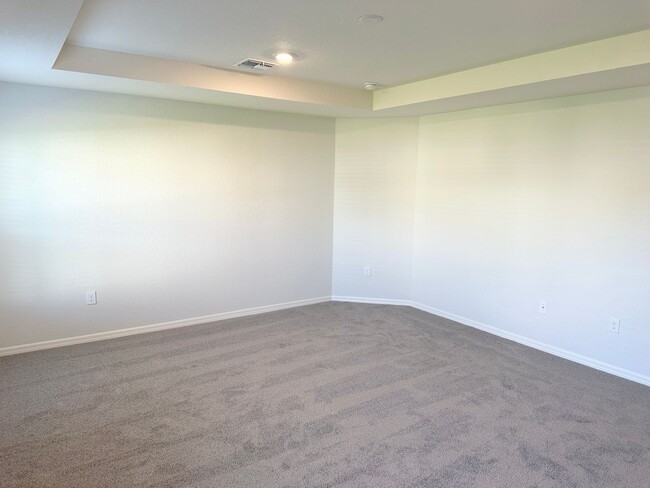 Building Photo - 4 Bedroom House in the Astonia Community