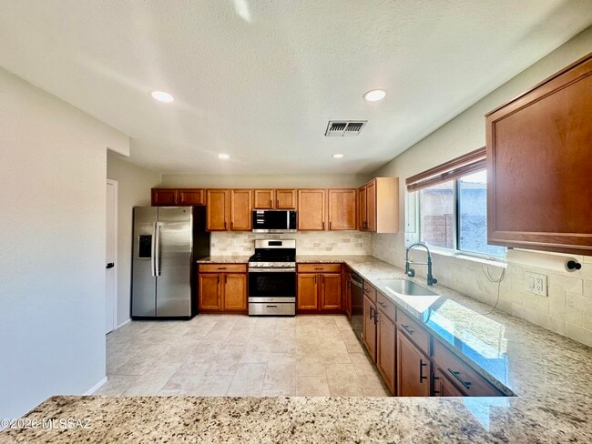 Building Photo - 13696 E Shadow Pines Ln