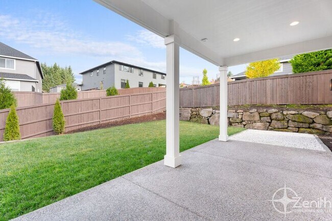 Building Photo - 990 W Magnolia Loop