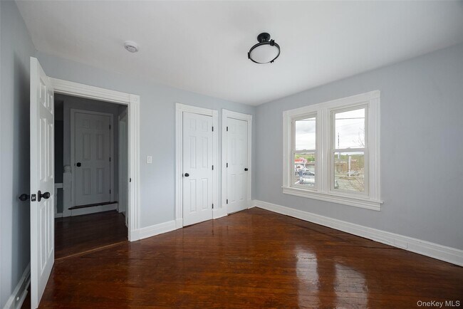 Building Photo - 39 Fowler Ave