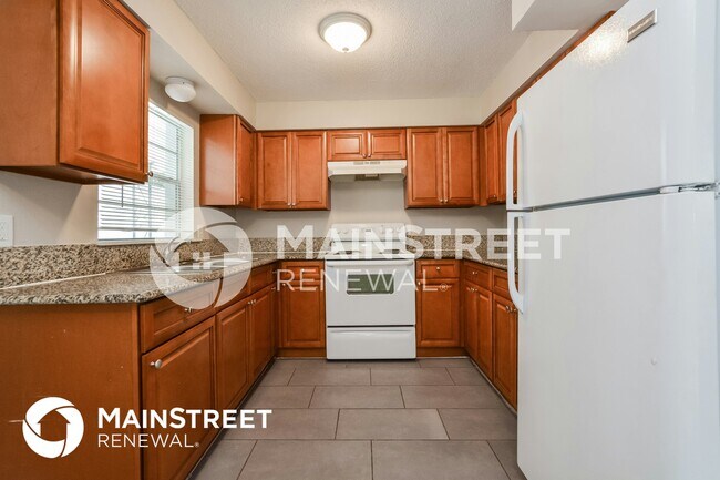 Building Photo - 540 Charles Ave