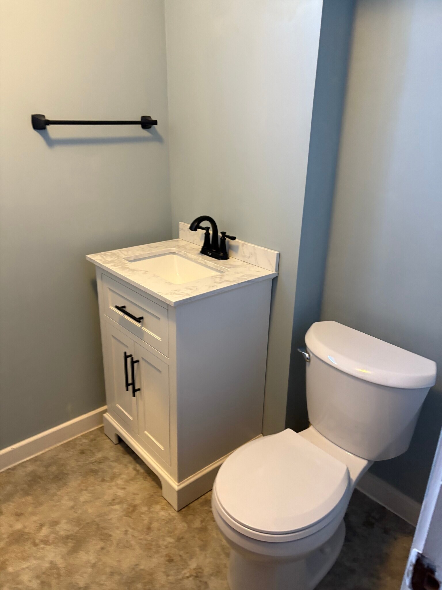 Building Photo - 4026 Ella Ave