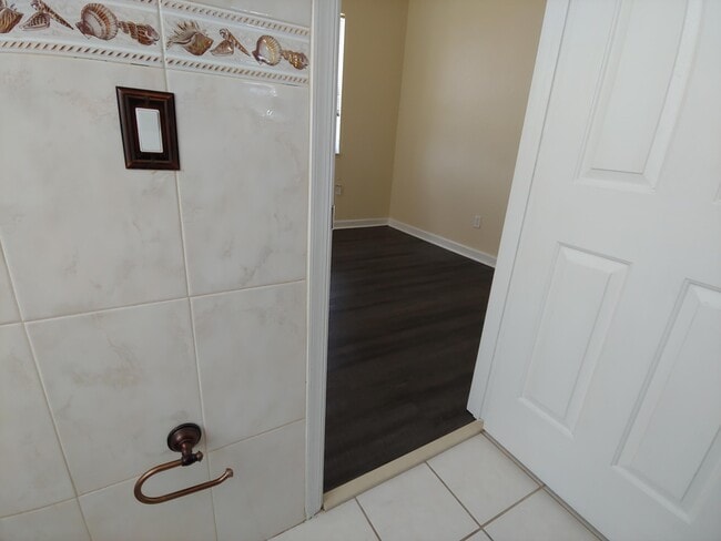 Building Photo - 3106 Shoma Dr