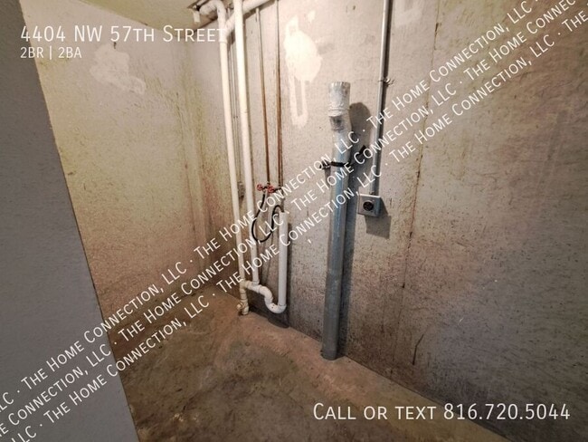 Building Photo - 4404 NW 57th St