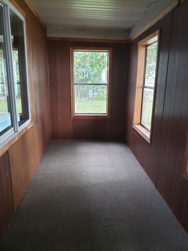 Building Photo - 912 S 4th Ave