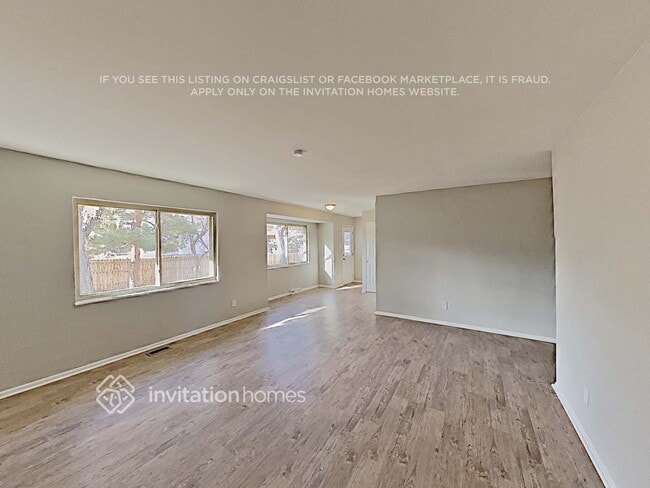 Building Photo - 2643 S Richfield St