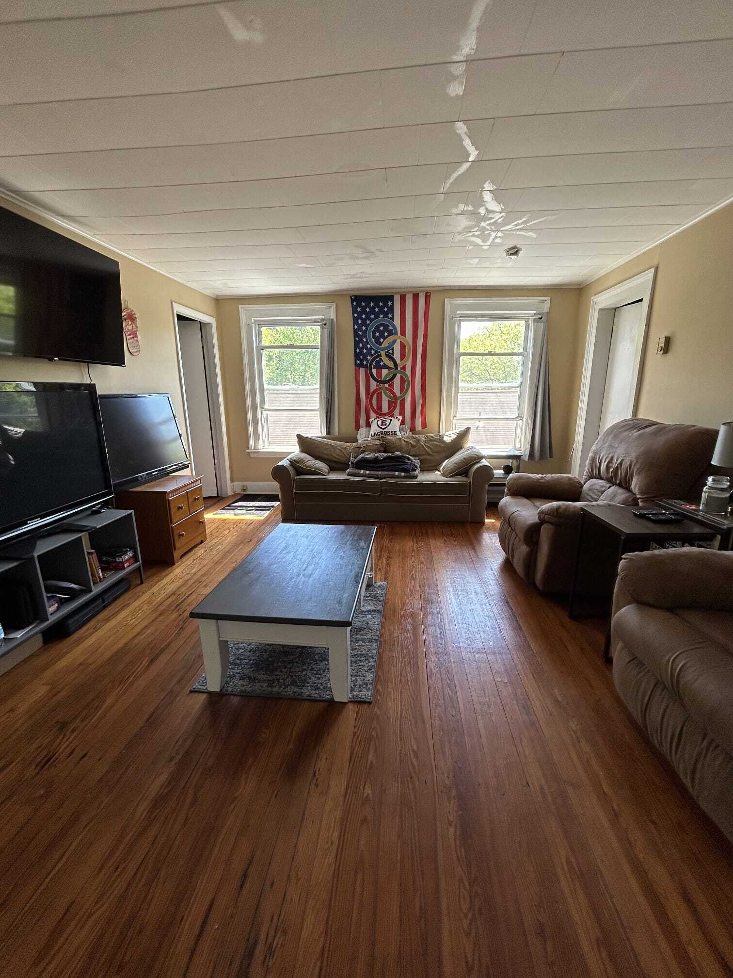 Building Photo - 117 Nicoll St