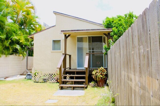 Building Photo - Gorgeous Executive Kailua Home For Rent!