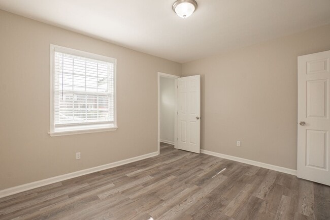 Building Photo - Welcome to this beautiful newly renovated ...
