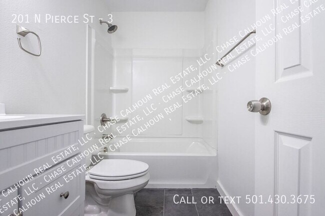 Building Photo - 201 N Pierce St