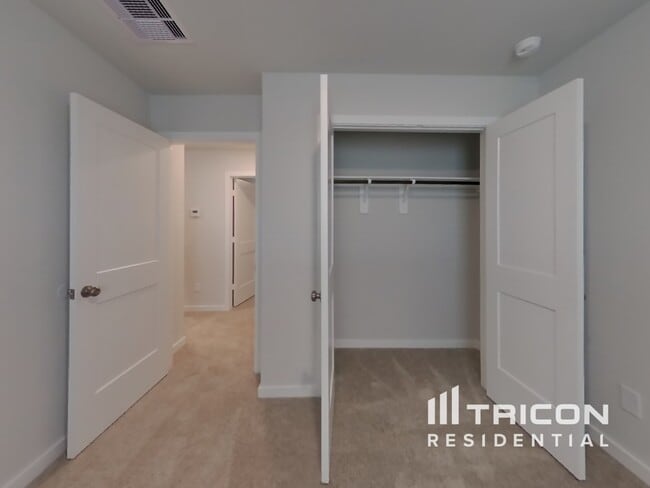 Building Photo - 11506 Prosperity Dr