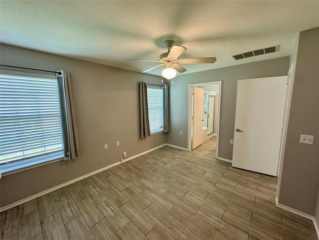 Building Photo - 7916 Nater Ln